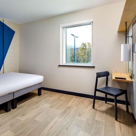 Ibis Budget Manchester Airport T2 Hale  Bagian luar foto