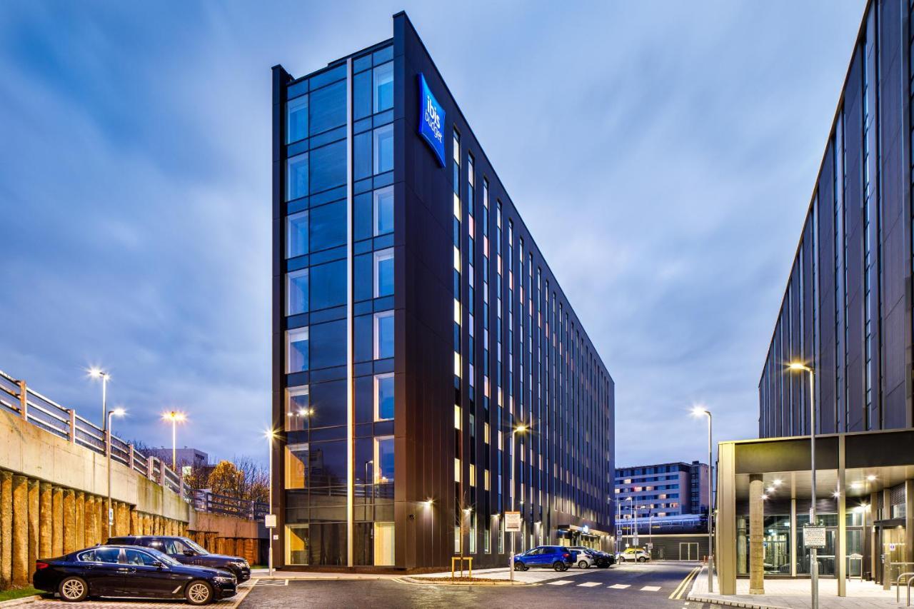 Ibis Budget Manchester Airport T2 Hale  Bagian luar foto