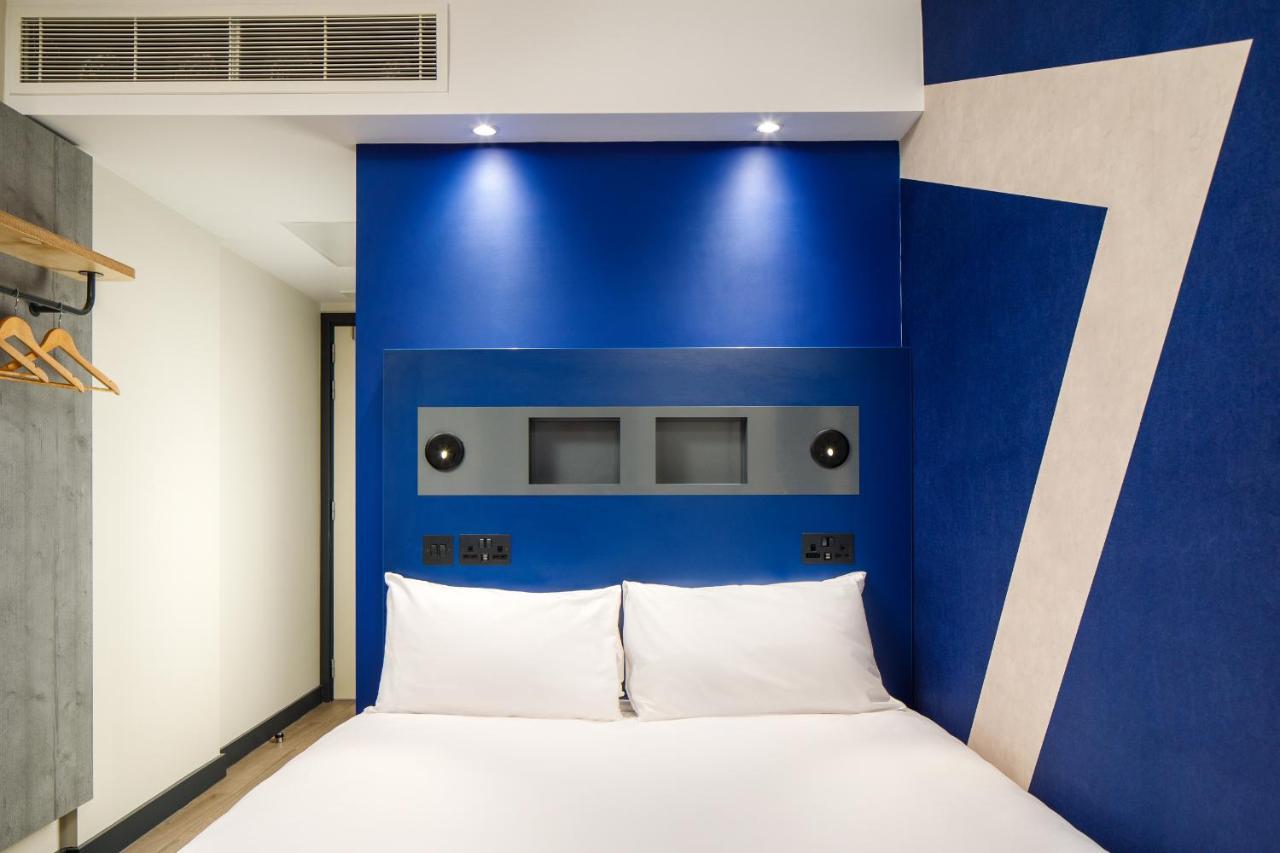 Ibis Budget Manchester Airport T2 Hale  Bagian luar foto