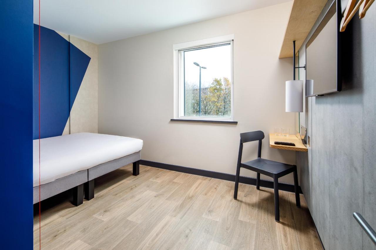 Ibis Budget Manchester Airport T2 Hale  Bagian luar foto
