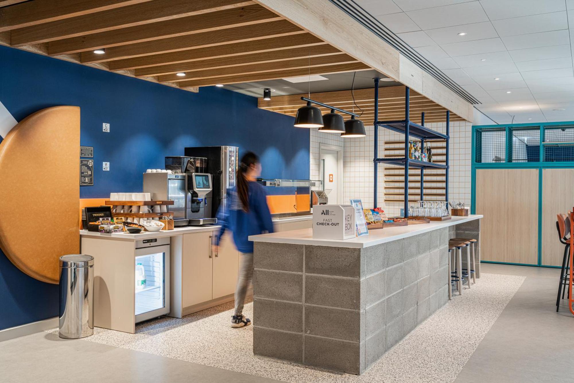 Ibis Budget Manchester Airport T2 Hale  Bagian luar foto