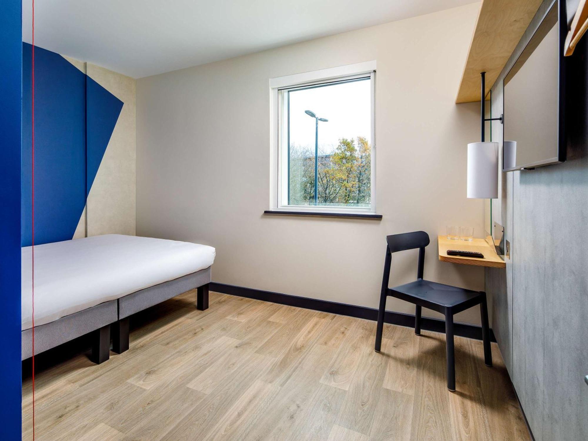 Ibis Budget Manchester Airport T2 Hale  Bagian luar foto